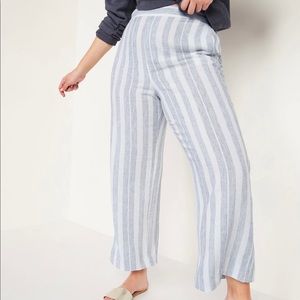 Old Navy High-Waisted Linen-Blend Culotte Pants. Size 0